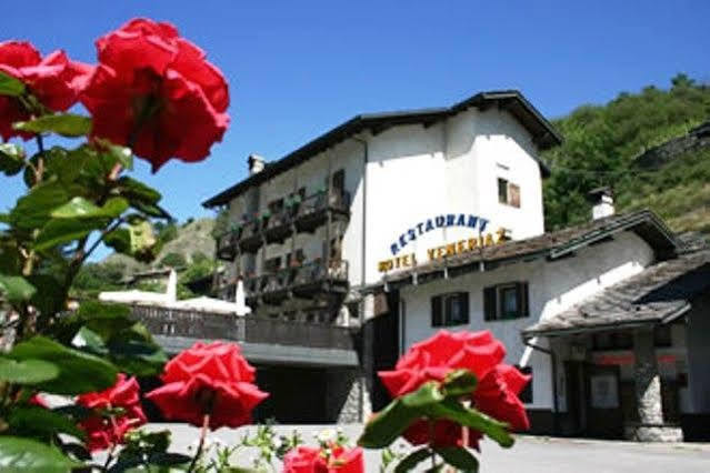 Hotel Veneriaz Nus Exterior photo
